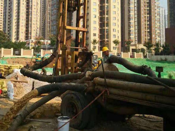 潜山工程降水井